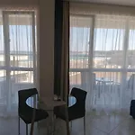 Allure Dobi Апарт-отель Приморско