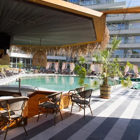 מלון דירות Allure Dobi פרימורסקו