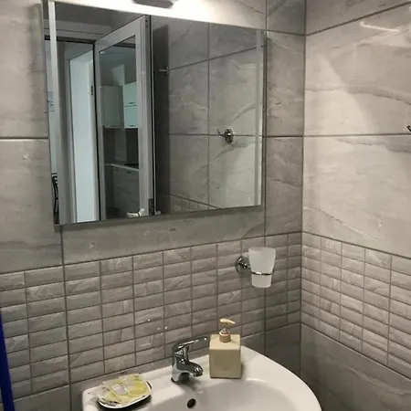 Allure Dobi מלון דירות 4*