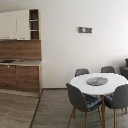 מלון דירות Allure Dobi פרימורסקו