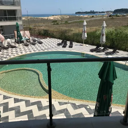 מלון דירות Allure Dobi פרימורסקו